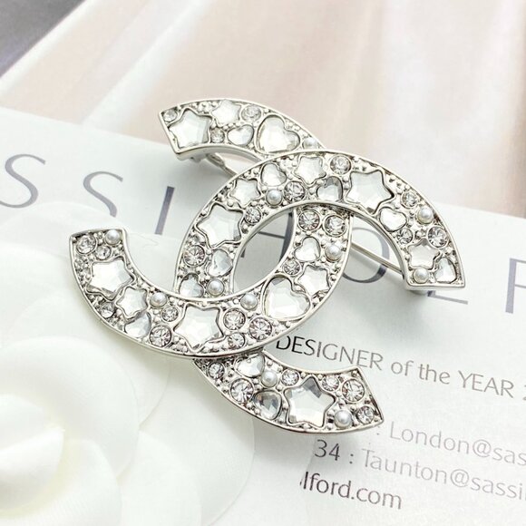 CHANEL Creative Diamond Brooch - Picture 1 of 8